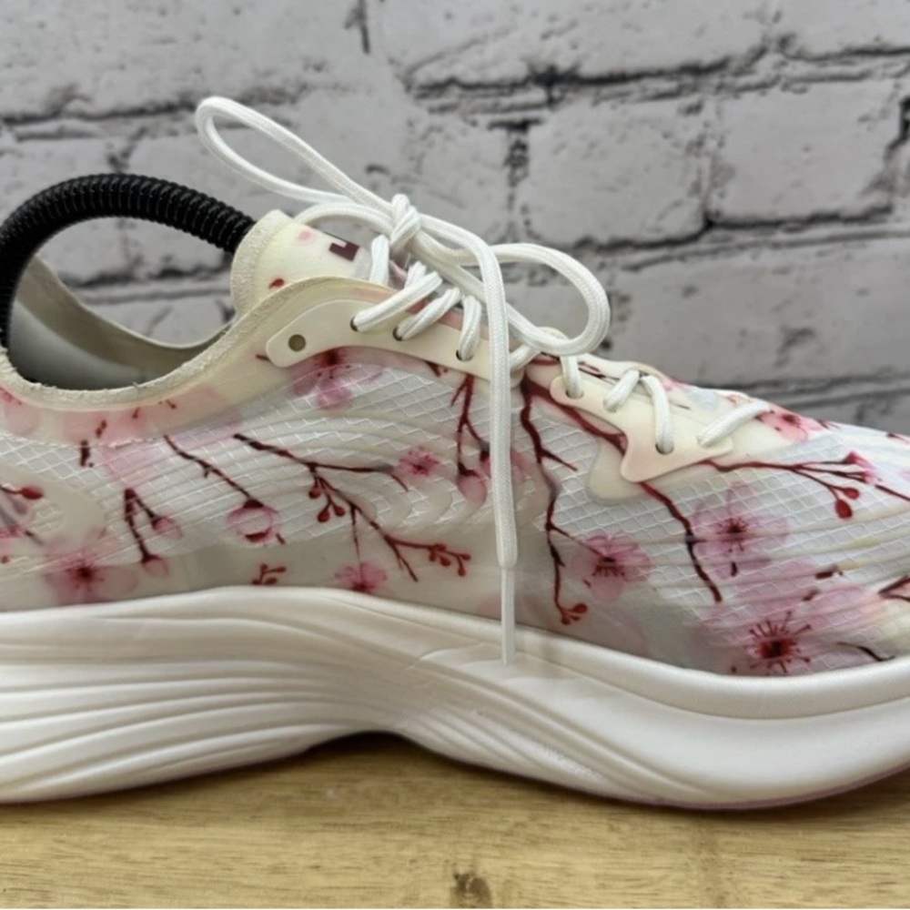 SALE | APL Streamline Women's 9 Cherry Blossom LE Running Shoes - Picture 5 of 13